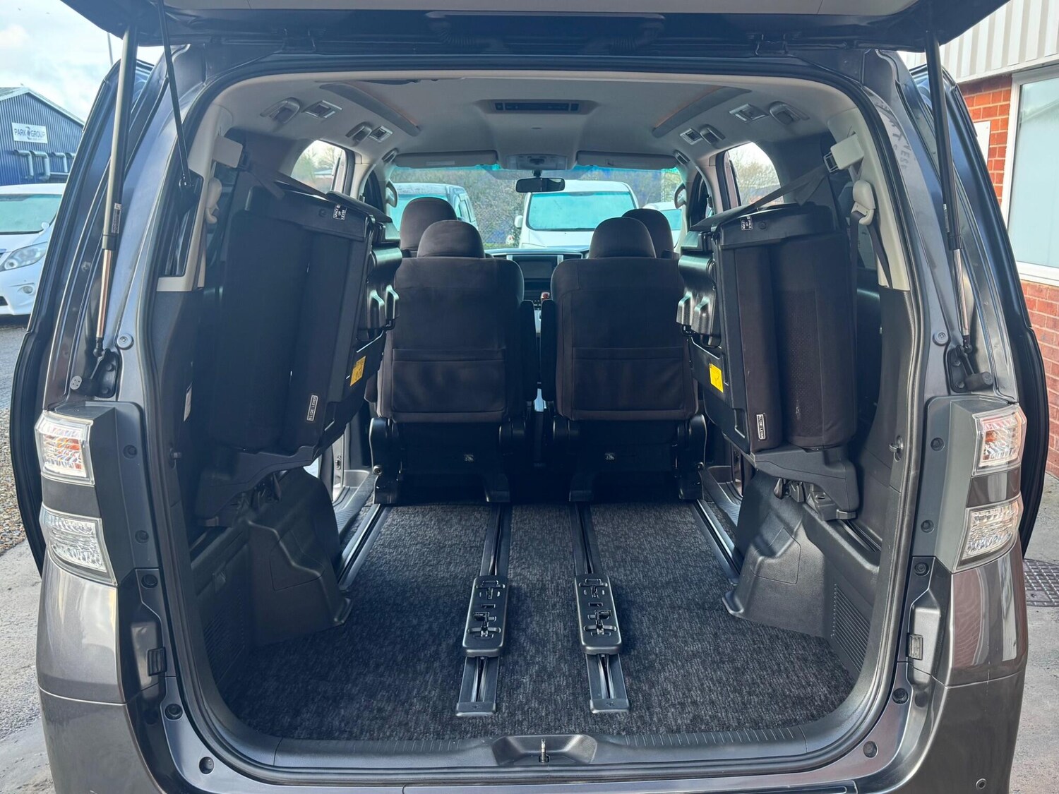 Used Toyota Vellfire for sale - 77934128: Photo 27