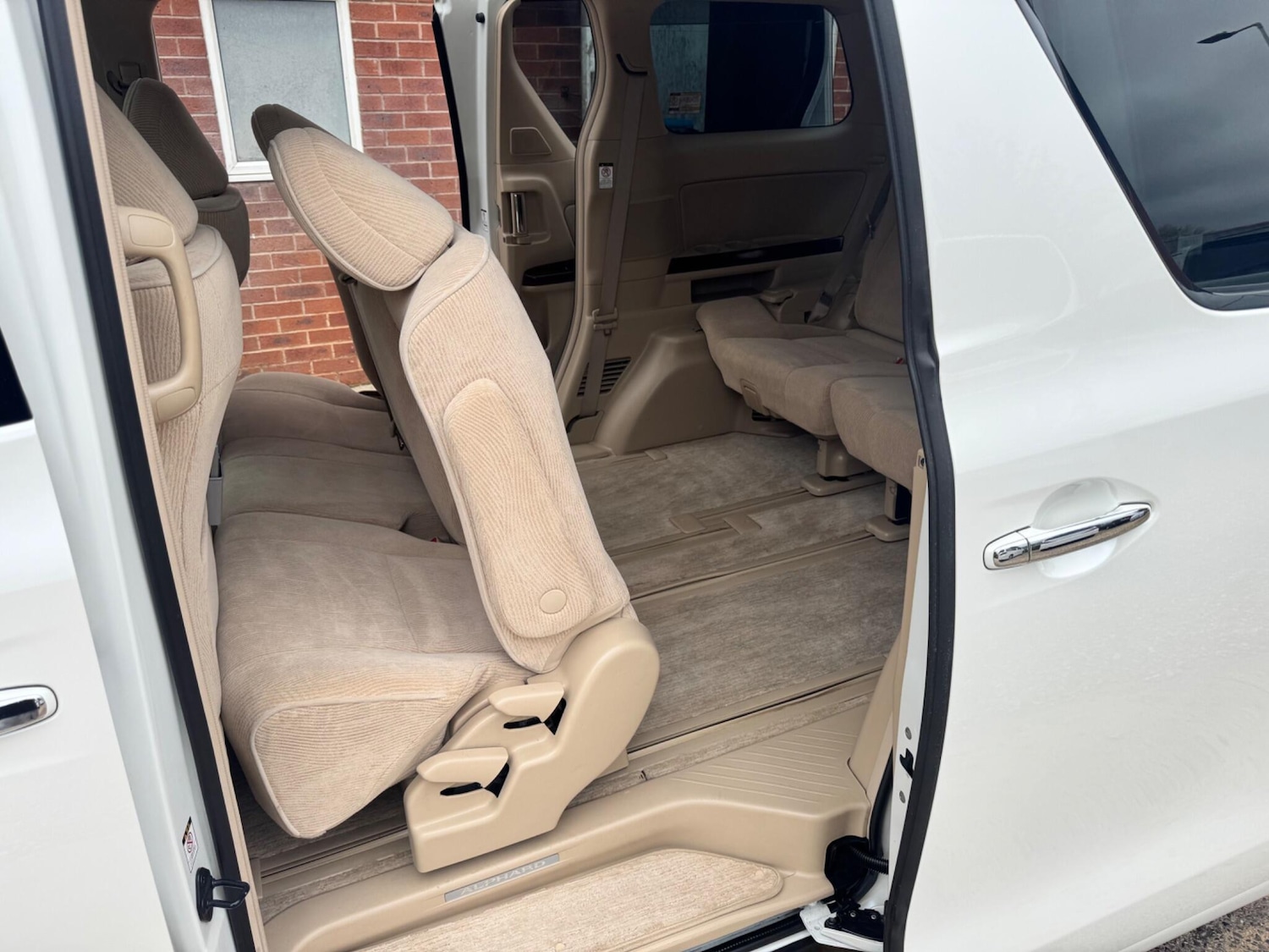 Used Toyota Alphard 2022 for sale - 78128194: Photo 18