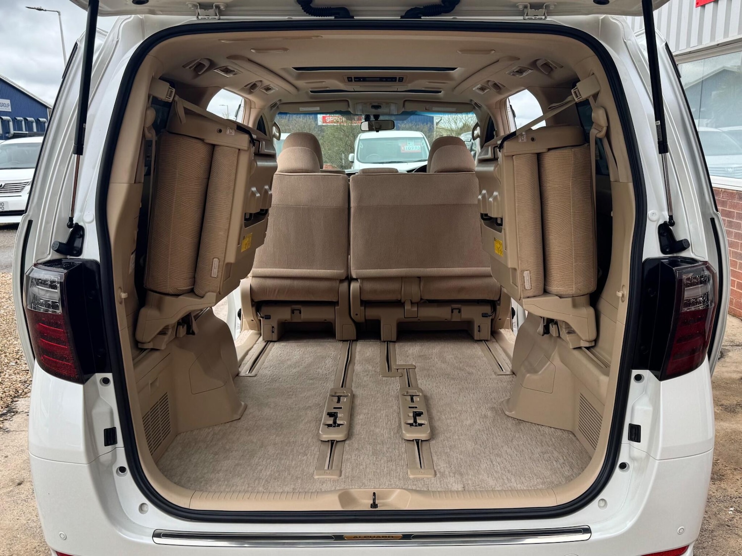 Used Toyota Alphard 2022 for sale - 78128194: Photo 30