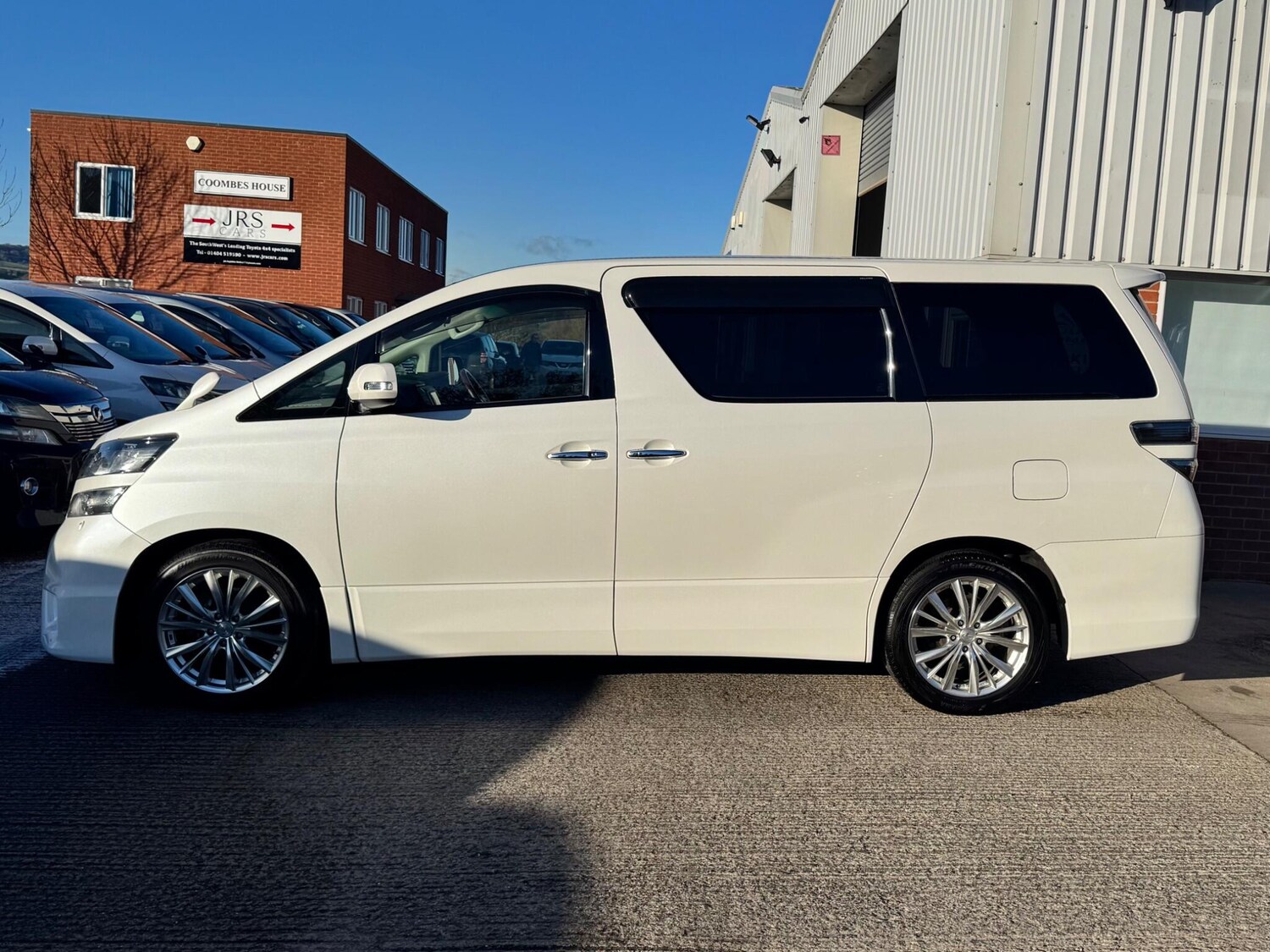 Used Toyota Vellfire for sale - 77934123: Photo 12