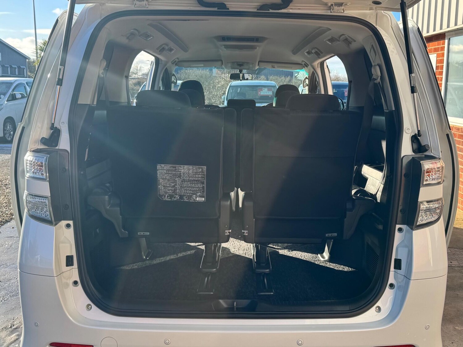 Used Toyota Vellfire for sale - 77934123: Photo 27