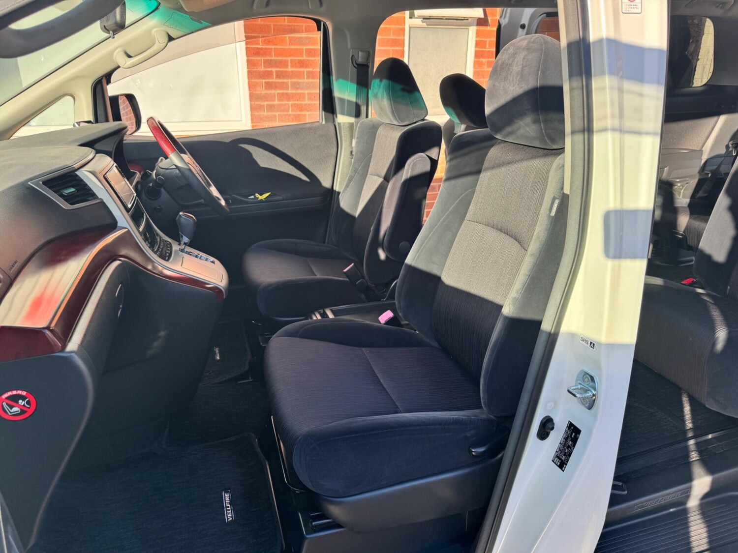 Used Toyota Vellfire for sale - 77934123: Photo 28