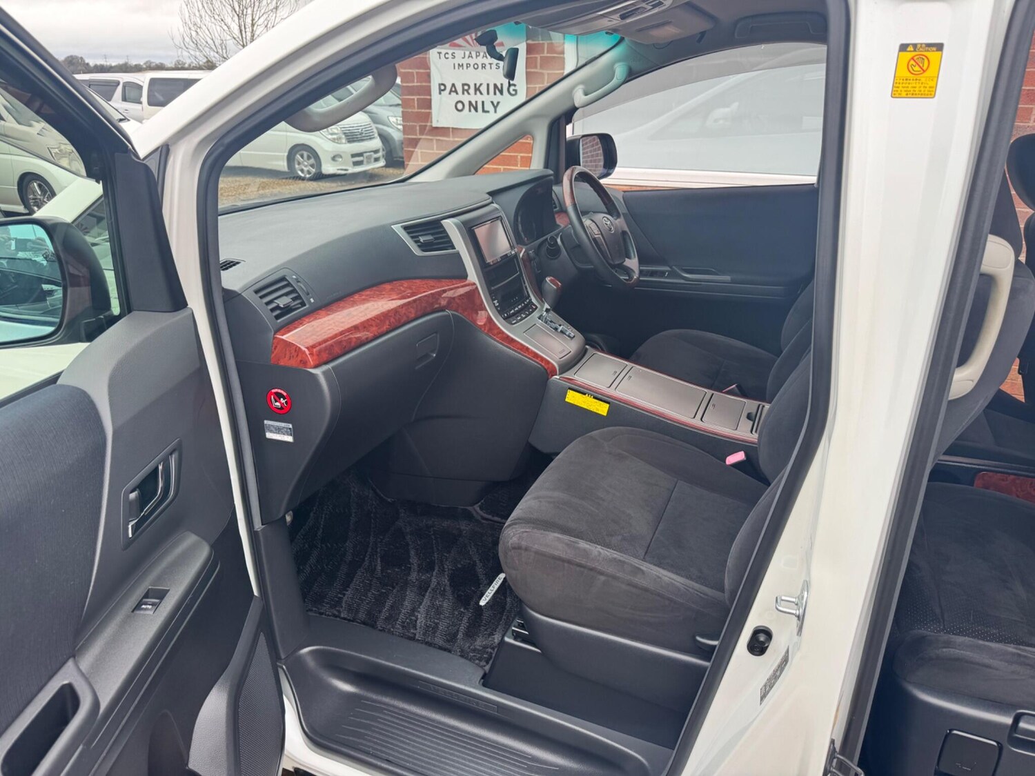 Used Toyota Vellfire for sale - 77934125: Photo 26