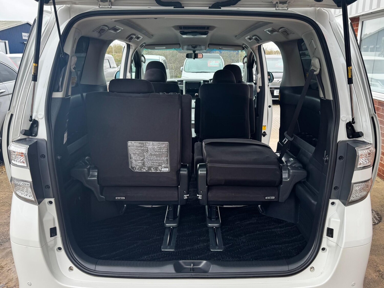 Used Toyota Vellfire for sale - 77934125: Photo 30