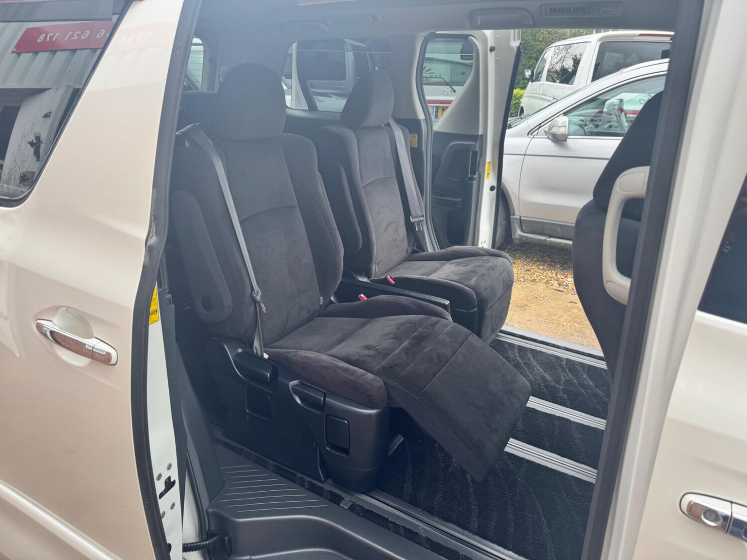 Used Toyota Vellfire for sale - 77934125: Photo 33