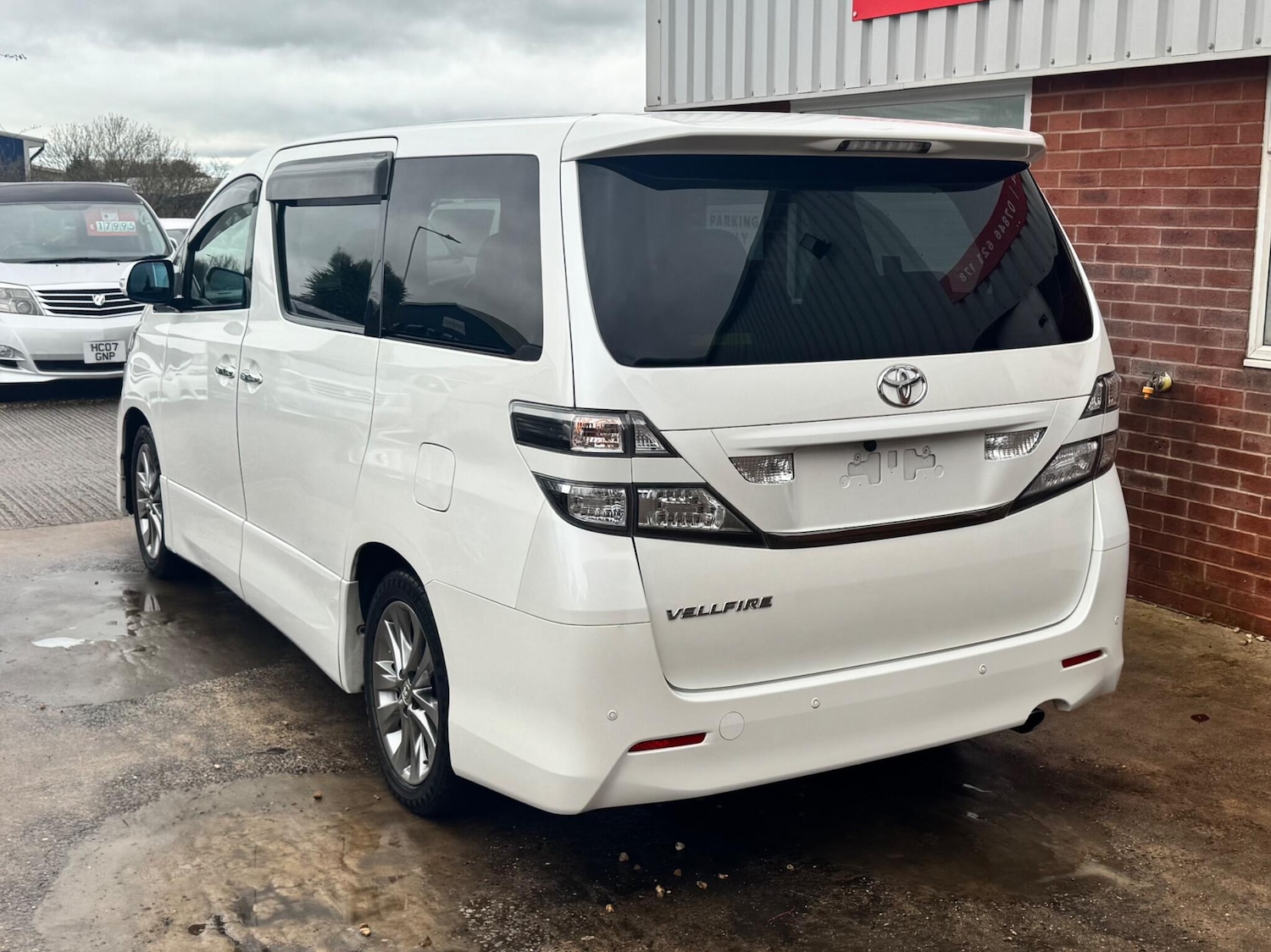 Used Toyota Vellfire for sale - 77934125: Photo 4