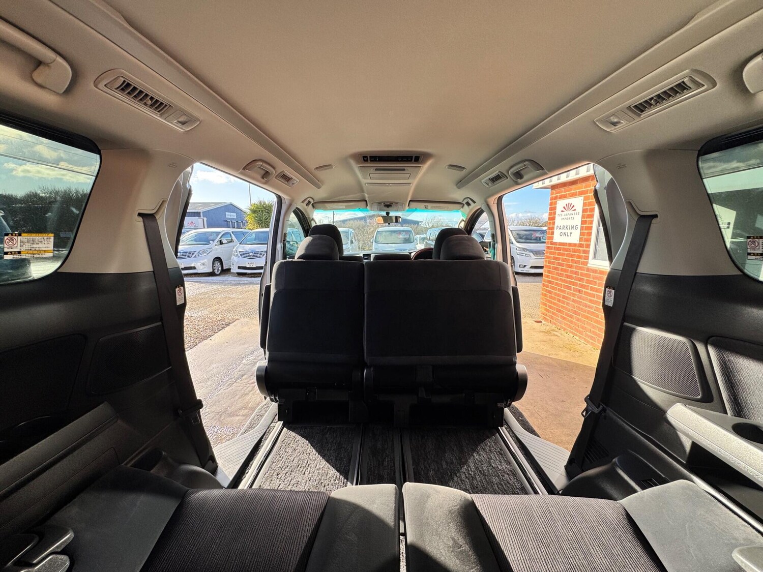 Used Toyota Vellfire for sale - 77934124: Photo 17