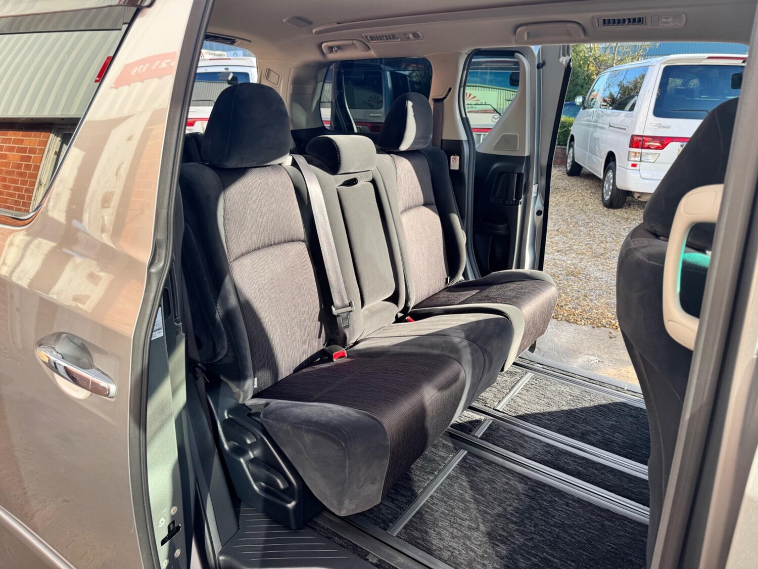 Used Toyota Vellfire for sale - 77934124: Photo 23