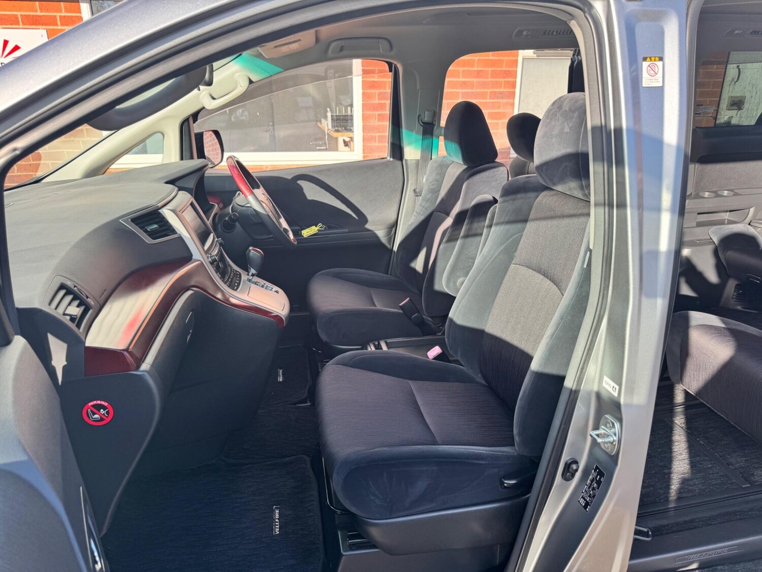 Used Toyota Vellfire for sale - 77934124: Photo 31