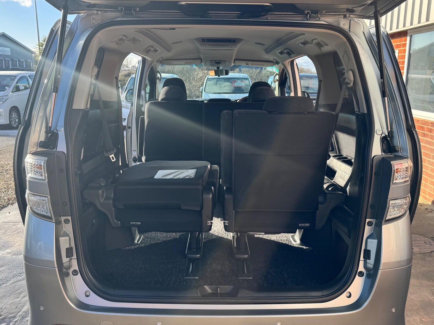 Used Toyota Vellfire for sale - 77934124: Photo 38