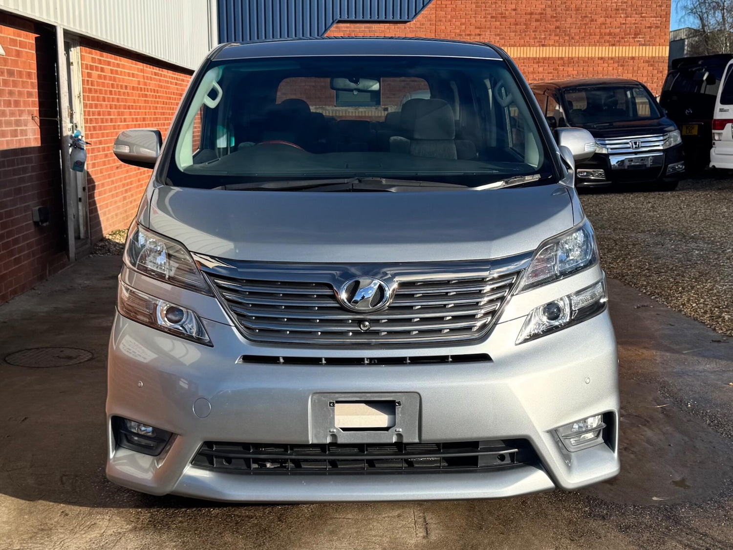 Used Toyota Vellfire for sale - 77934124: Photo 4