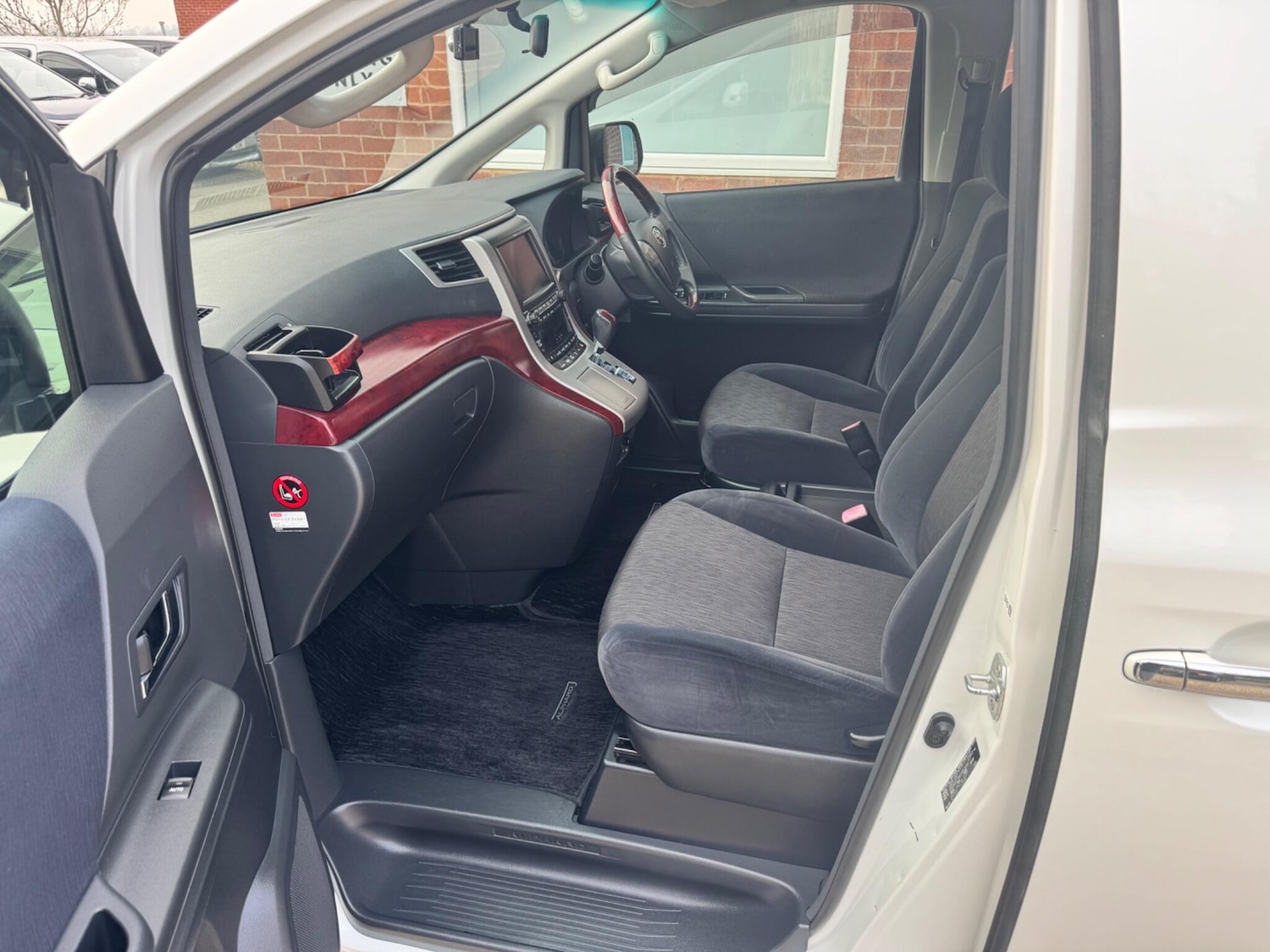 Used Toyota Alphard for sale - 78127901: Photo 39