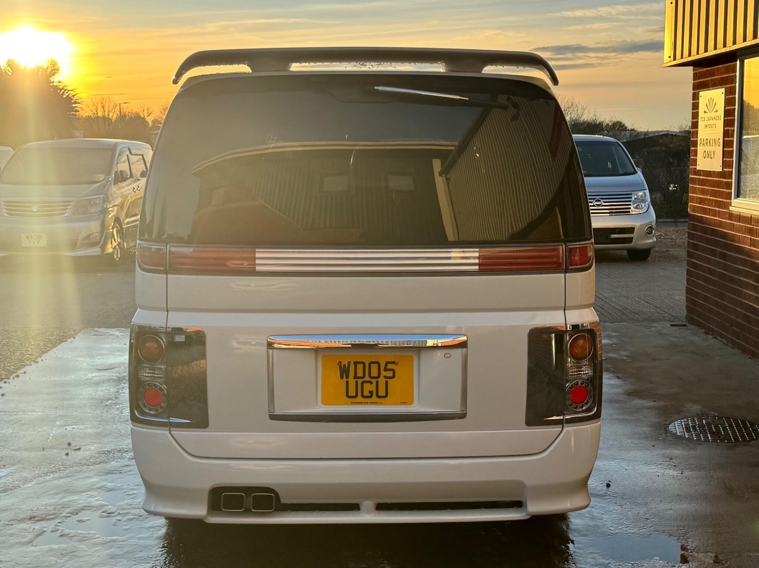 Used Nissan Elgrand 2024 for sale - 76714175: Photo 10