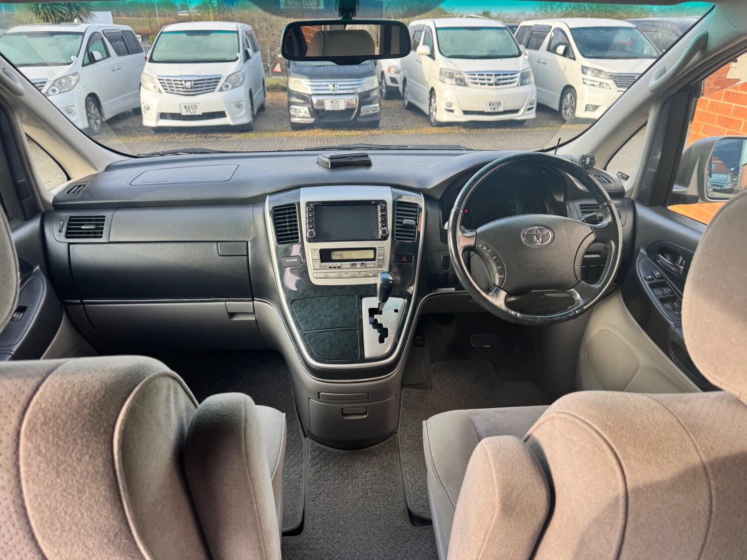 Used Toyota Alphard 2015 for sale - 77934134: Photo 25