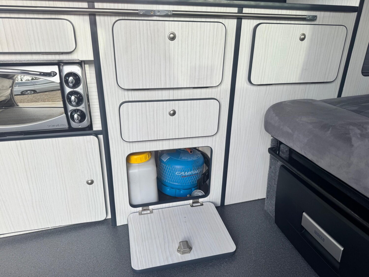 Used Toyota Alphard 2015 for sale - 77934134: Photo 34