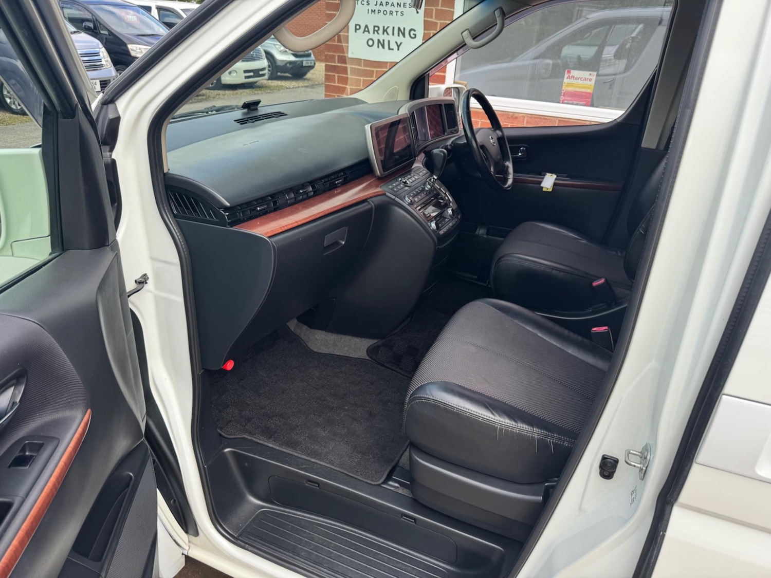 Vehicle 28