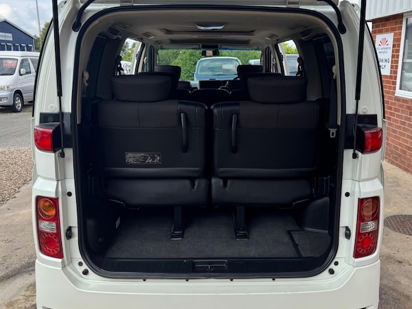 Used Nissan Elgrand for sale - 74712536: Photo 33