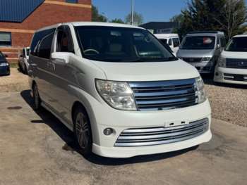 Used Nissan Elgrand 2005 for sale - 74679418: Photo