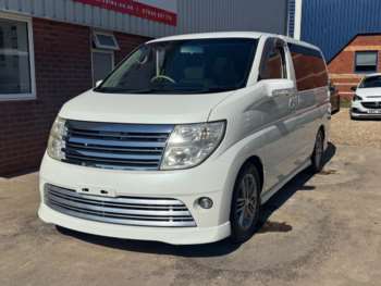 Used Nissan Elgrand 2005 for sale - 74679418: Photo