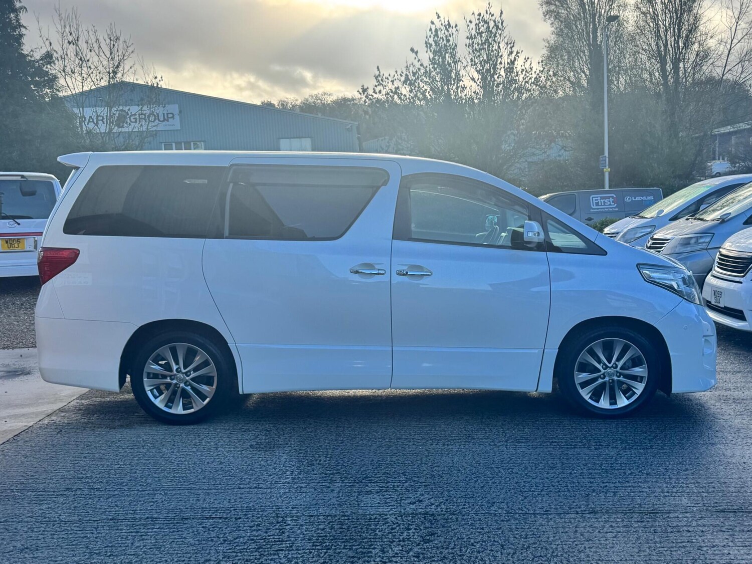 Used Toyota Alphard for sale - 77934132: Photo 12