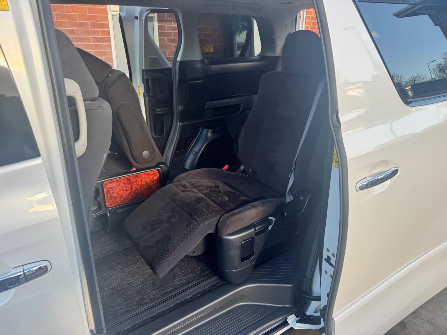 Used Toyota Alphard for sale - 77934132: Photo 19