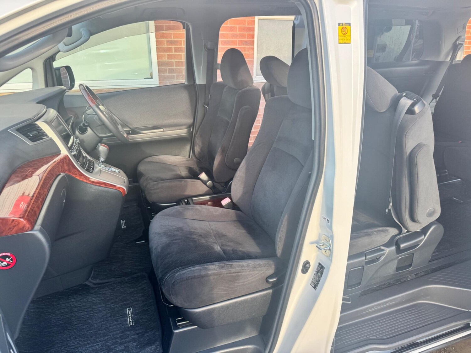 Used Toyota Alphard for sale - 77934132: Photo 25