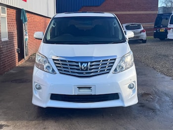 Used Toyota Alphard 2010 for sale - 77934132: Photo