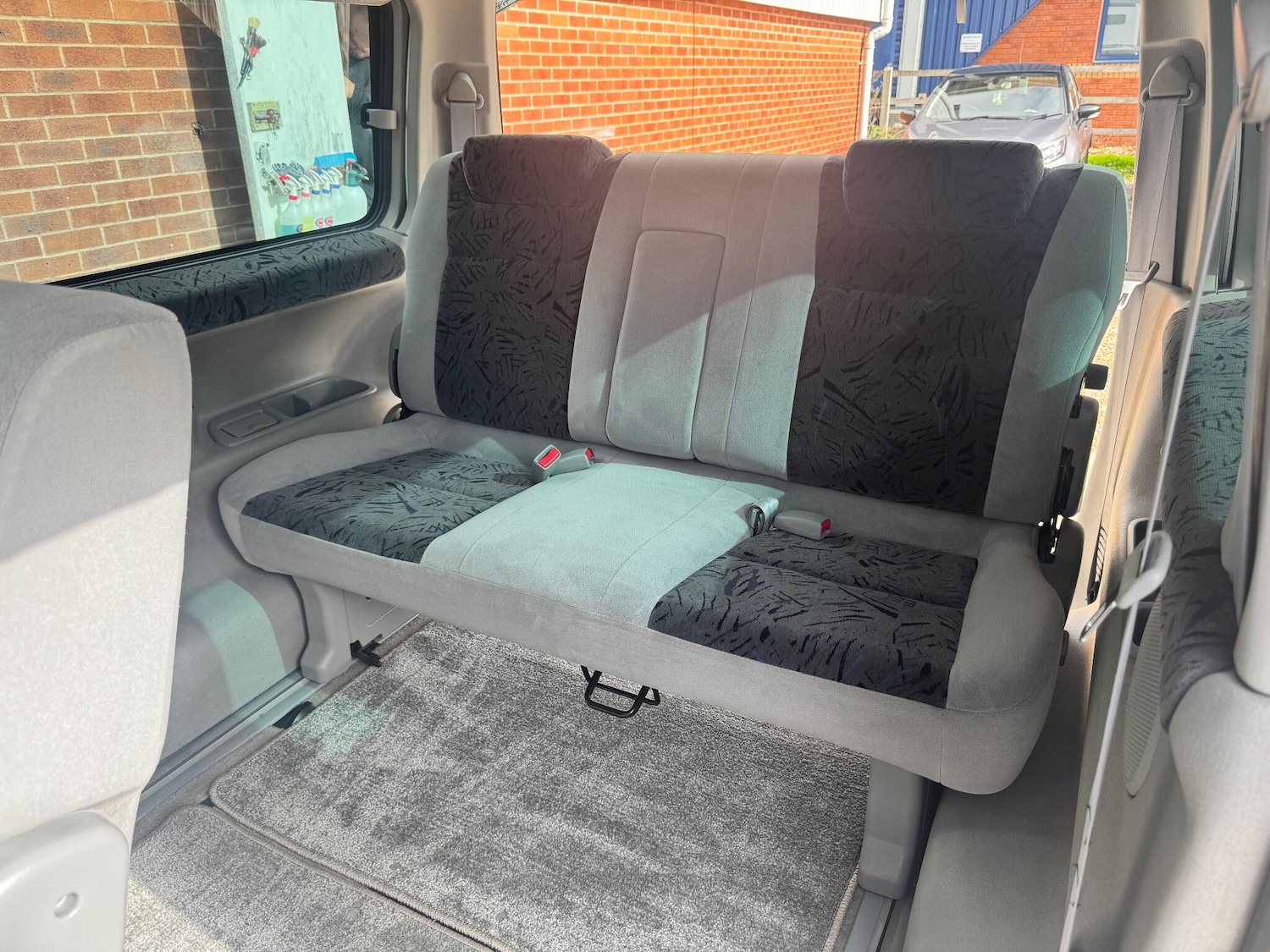 Used Mazda Bongo for sale - 76573721: Photo 28