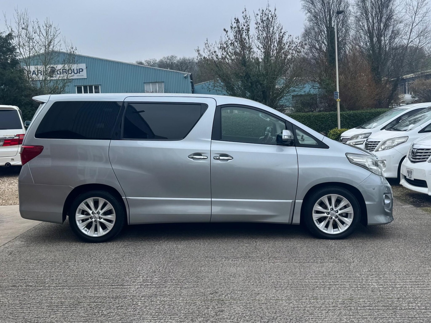 Used Toyota Alphard for sale - 77934133: Photo 10