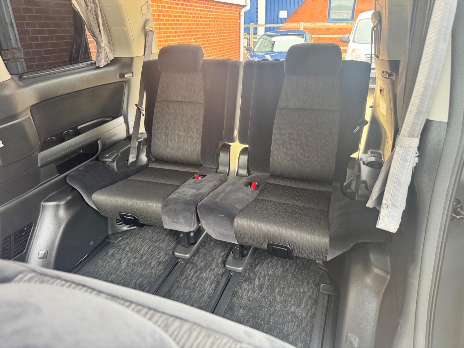 Used Toyota Alphard for sale - 77934133: Photo 16