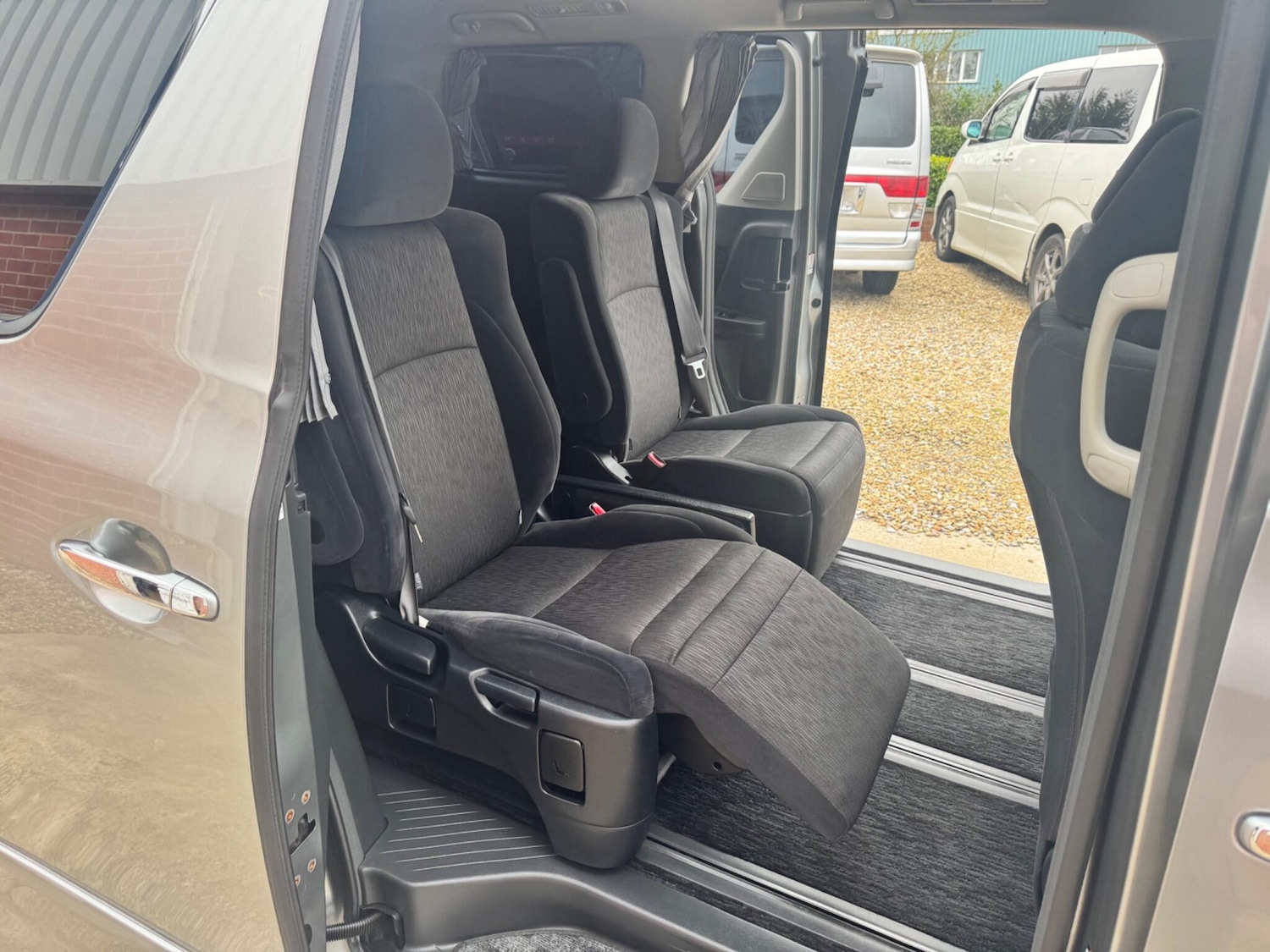 Used Toyota Alphard for sale - 77934133: Photo 20