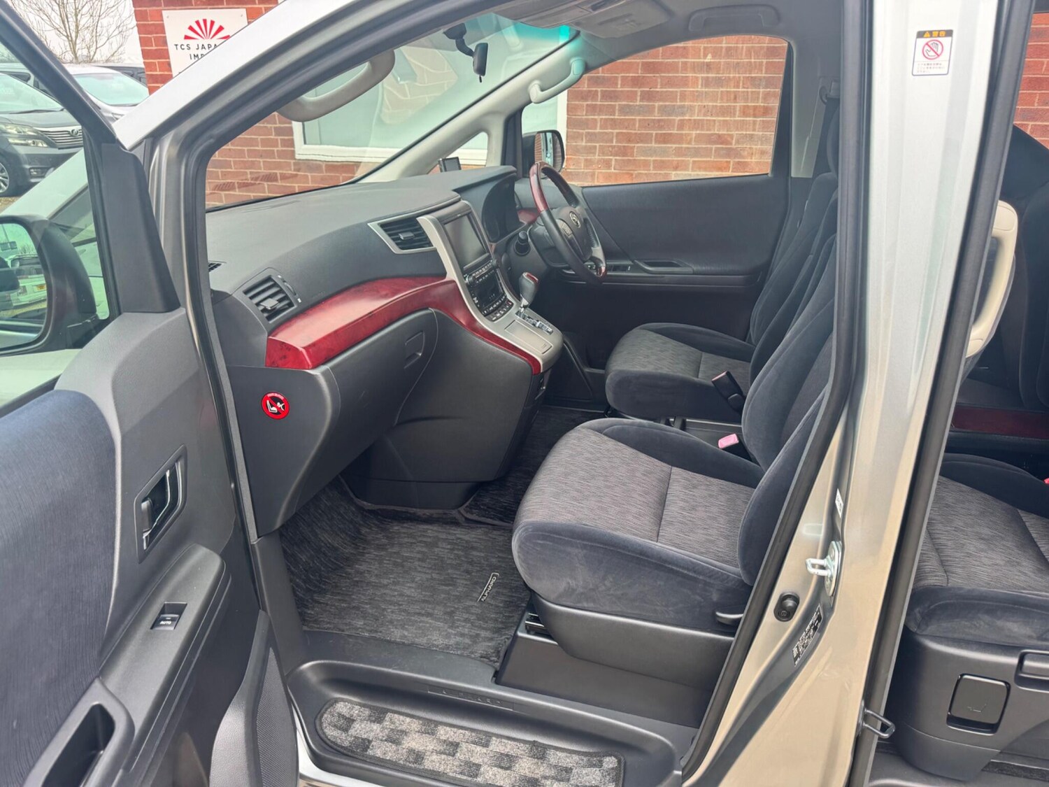 Used Toyota Alphard for sale - 77934133: Photo 30