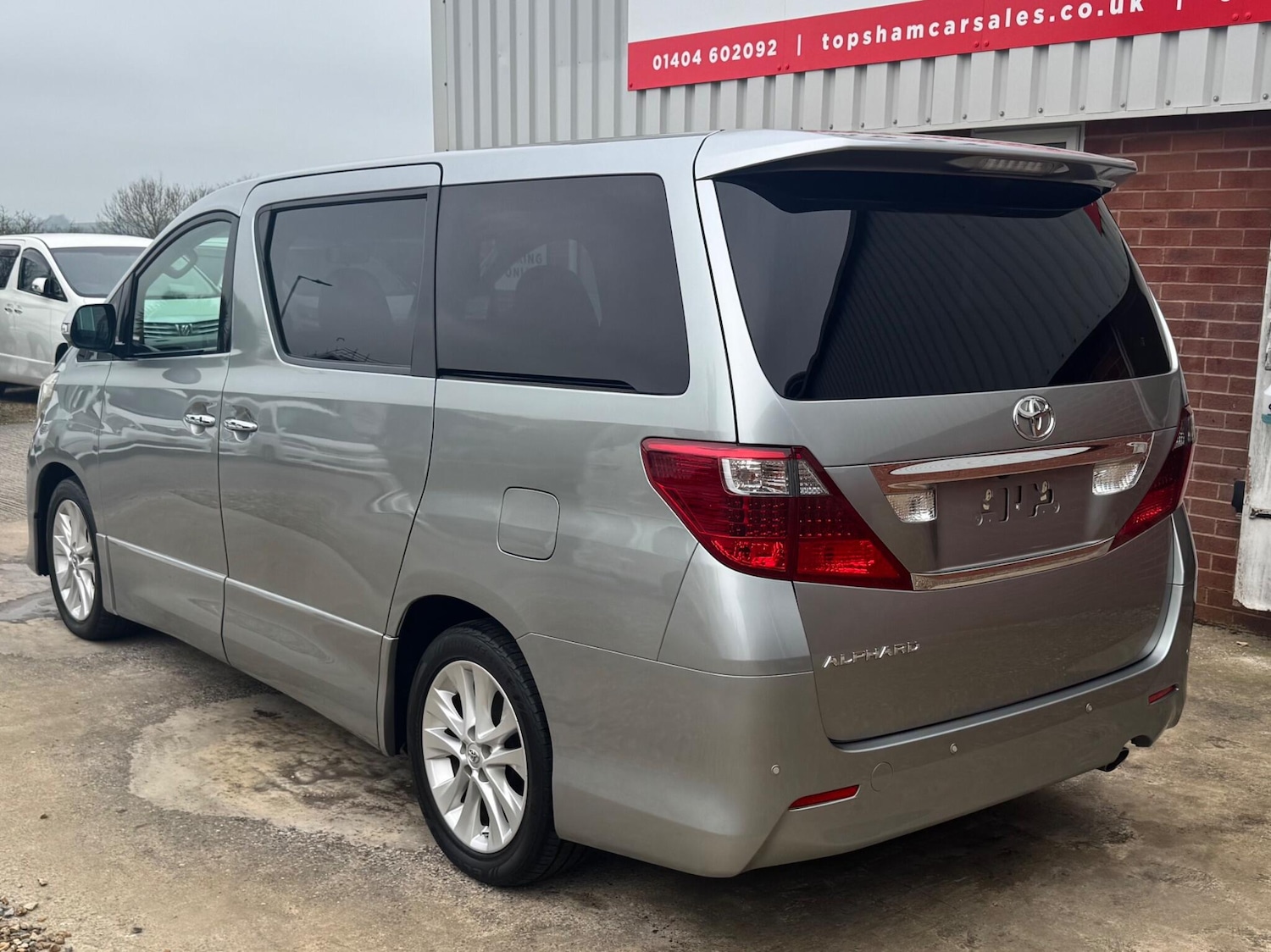 Used Toyota Alphard for sale - 77934133: Photo 4