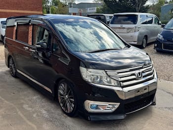 Used Honda Stepwagon 2013 for sale - 79872199: Photo