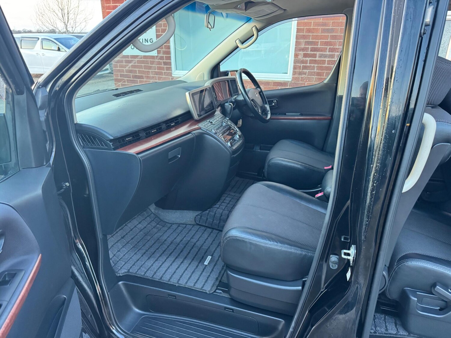 Used Volkswagen Touareg 2009 for sale - 77934126: Photo 27