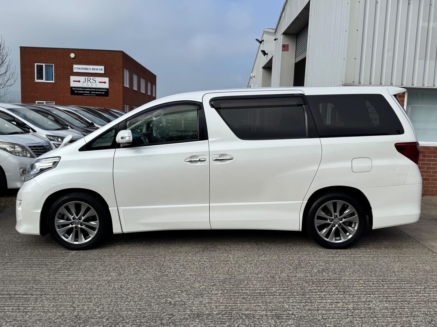 Used Toyota Alphard for sale - 77934121: Photo 12