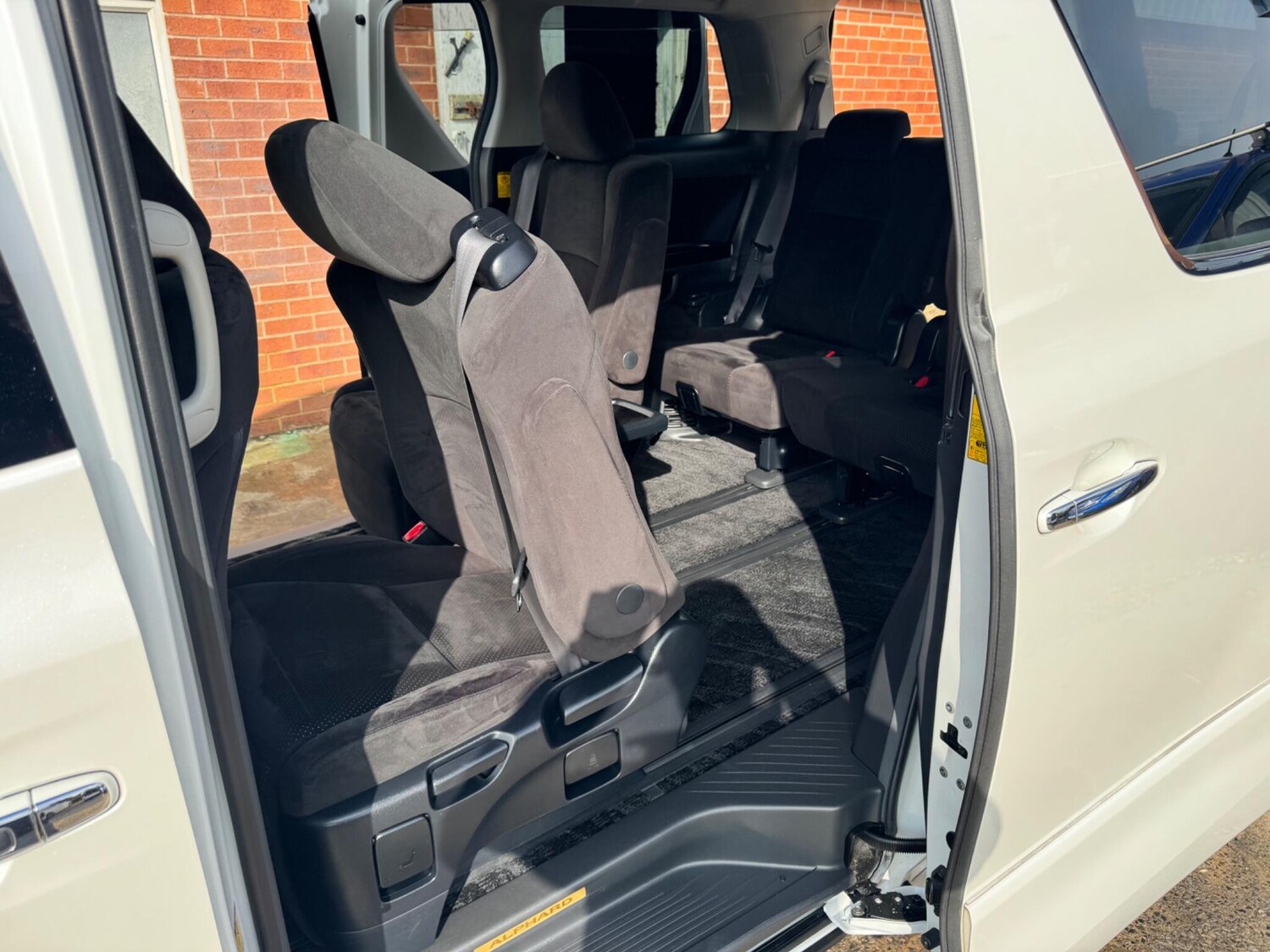 Used Toyota Alphard for sale - 77934121: Photo 31