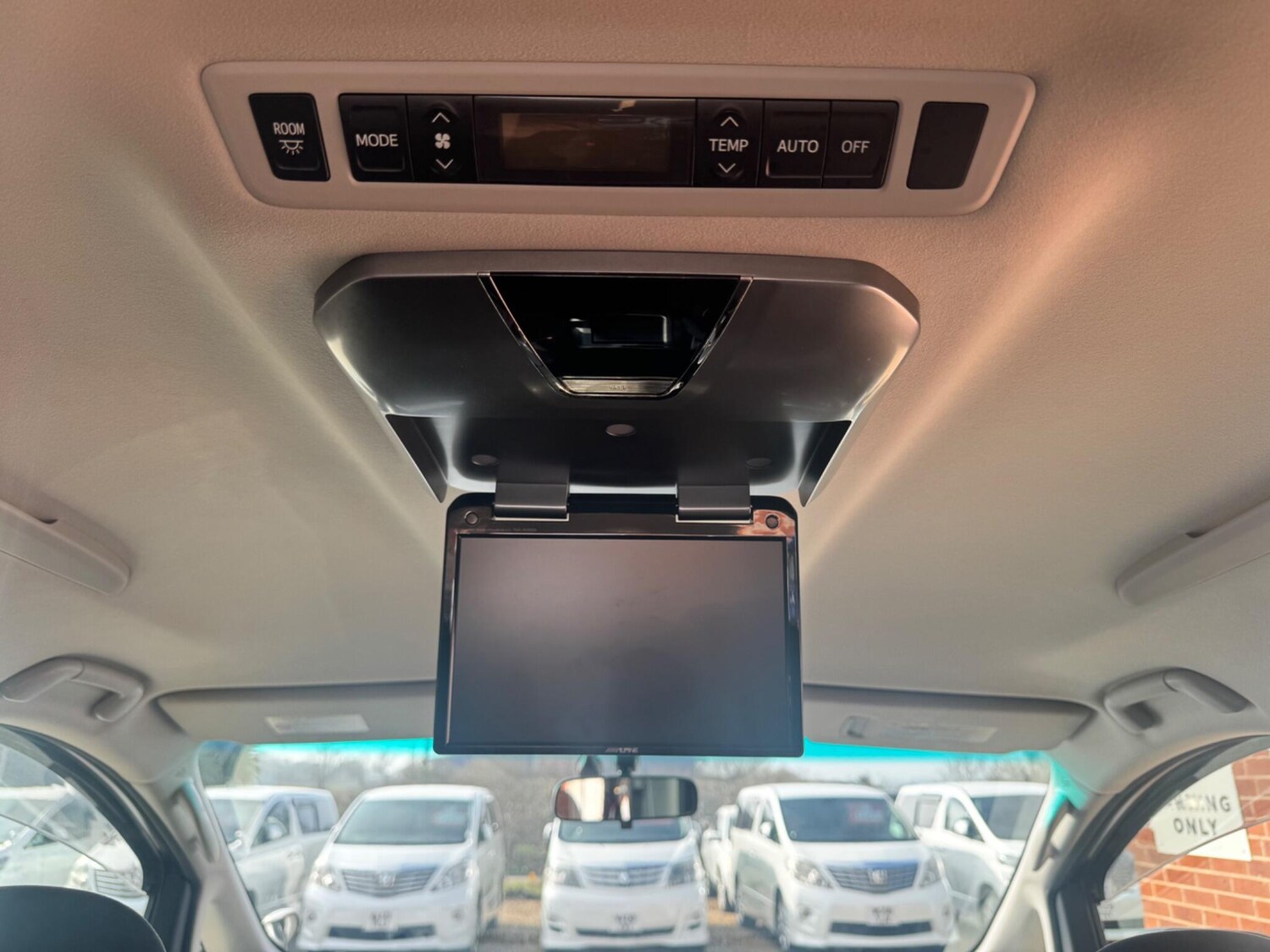 Used Toyota Alphard for sale - 77934121: Photo 34