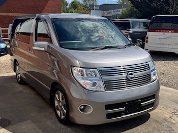Used Nissan Elgrand 2009 for sale - 79527281: Photo