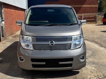 Used Nissan Elgrand 2009 for sale - 79527281: Photo