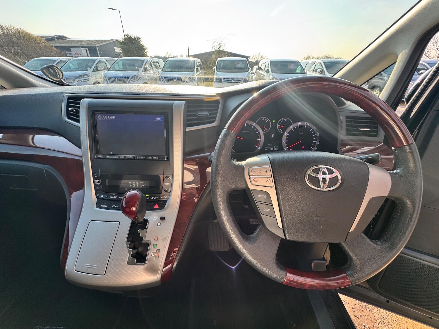 Used Toyota Alphard for sale - 78128185: Photo 14