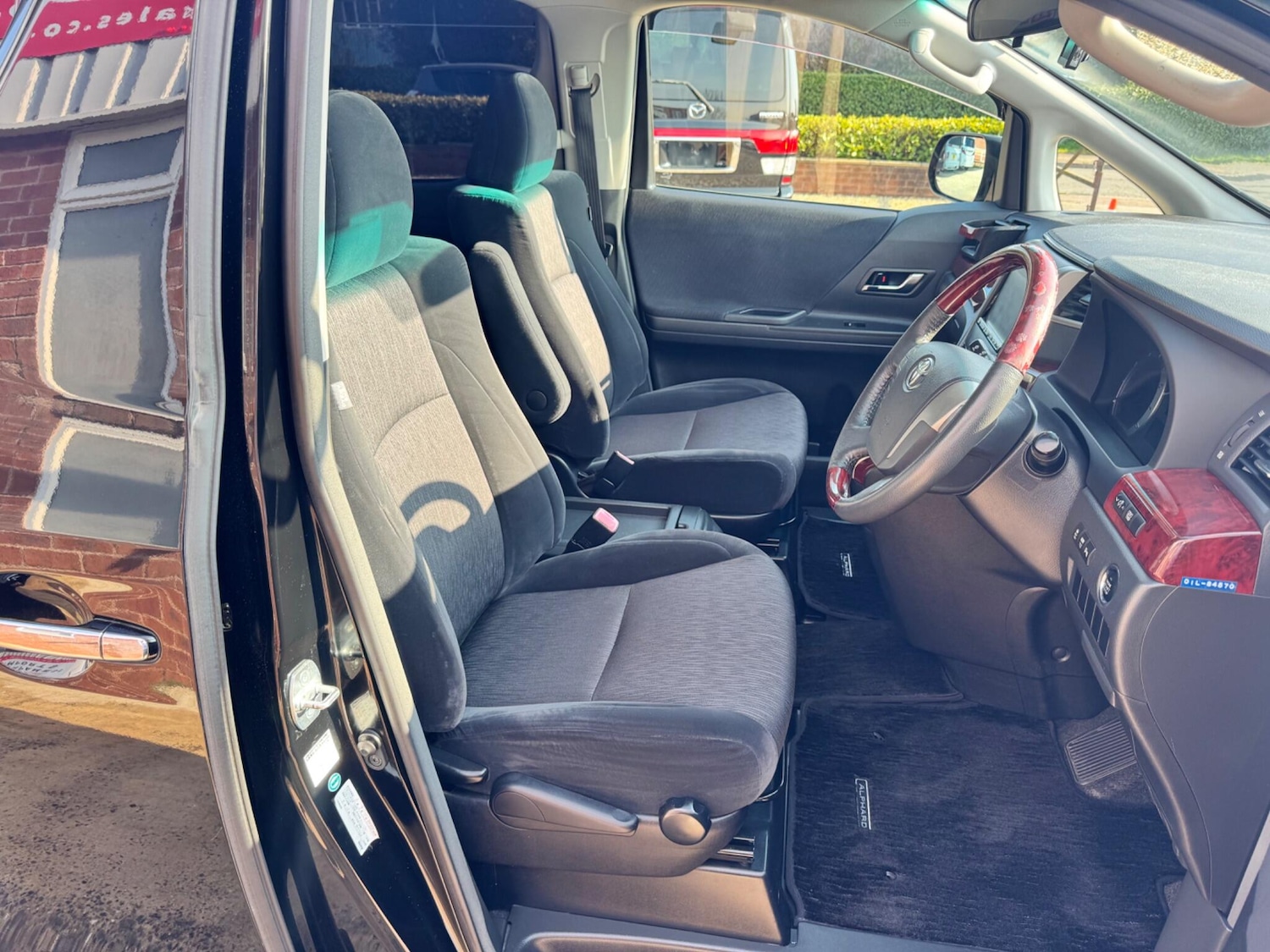 Used Toyota Alphard for sale - 78128185: Photo 16