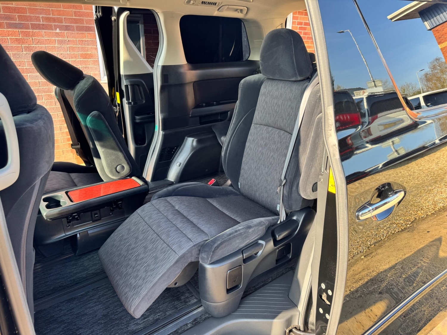 Used Toyota Alphard for sale - 78128185: Photo 21