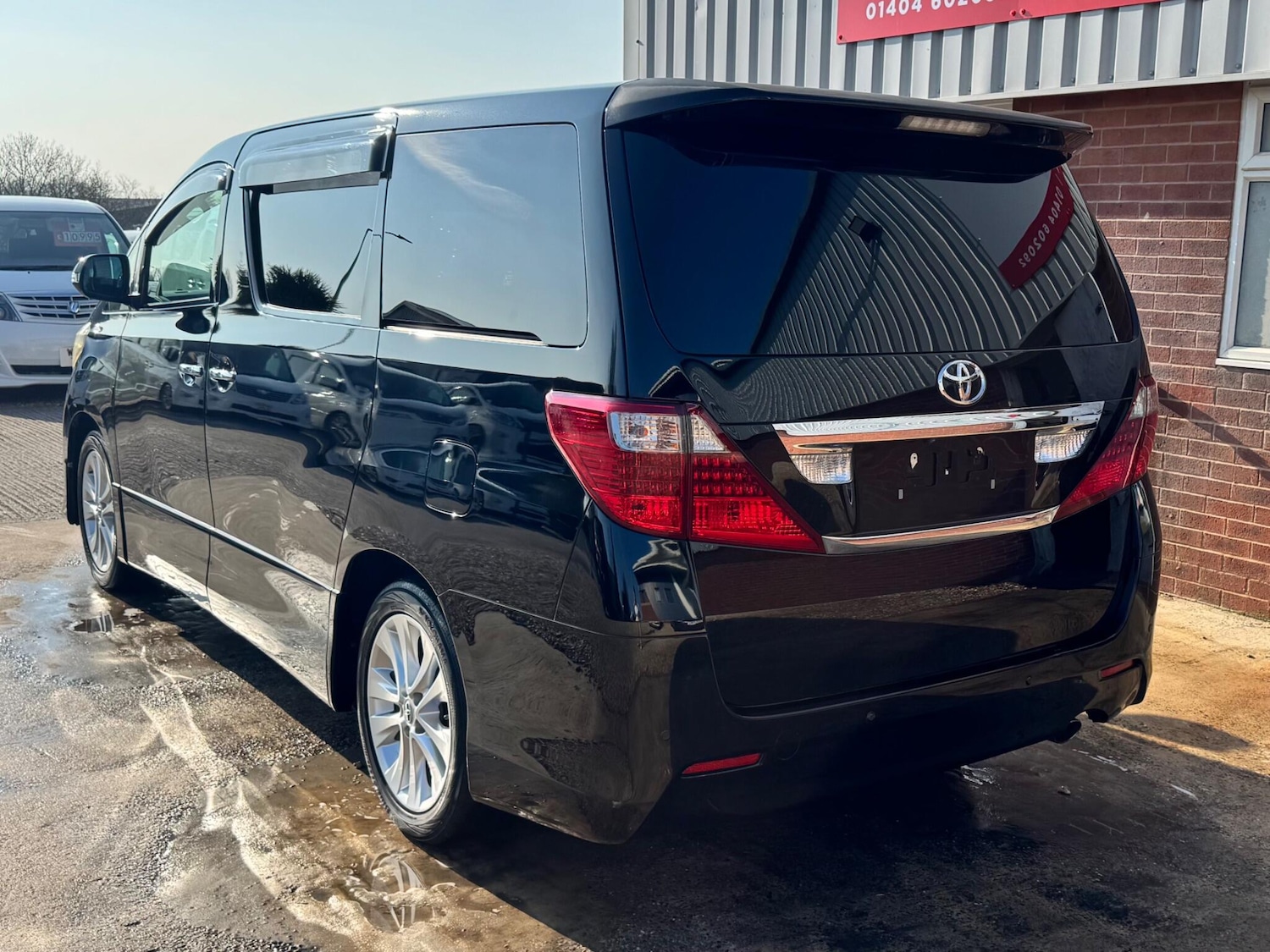 Used Toyota Alphard for sale - 78128185: Photo 8