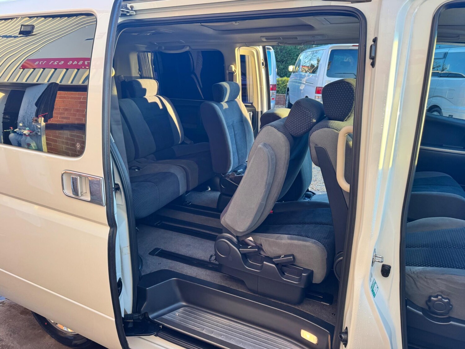 Used Nissan Elgrand 2024 for sale - 77934122: Photo 20