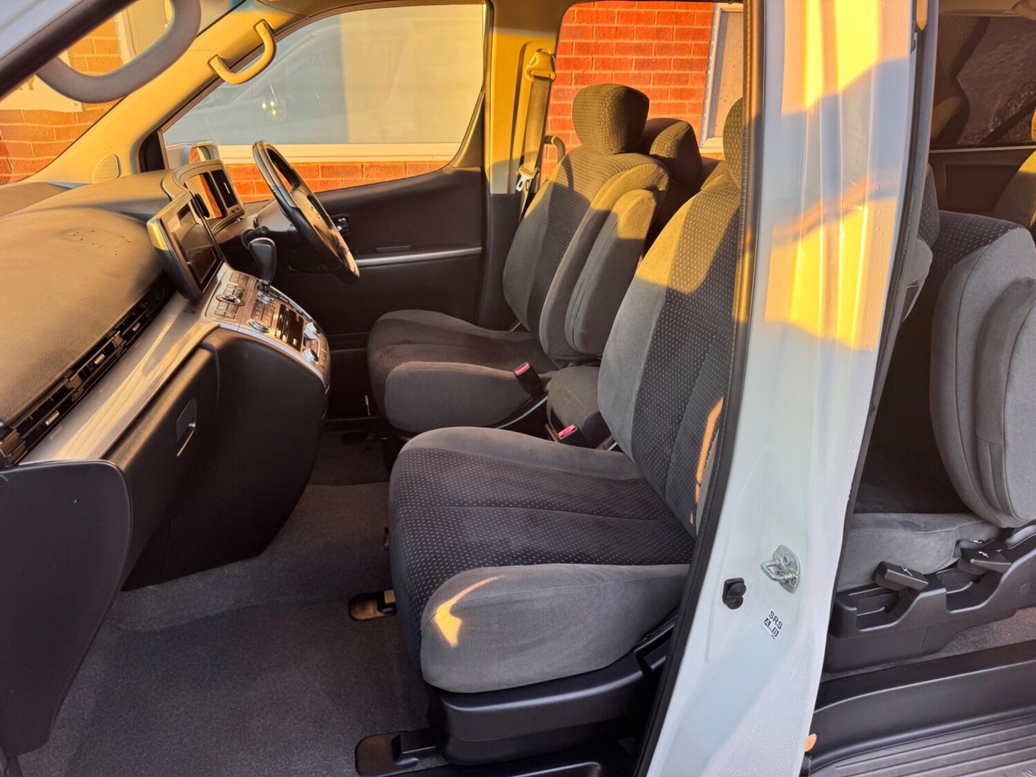 Used Nissan Elgrand 2024 for sale - 77934122: Photo 26