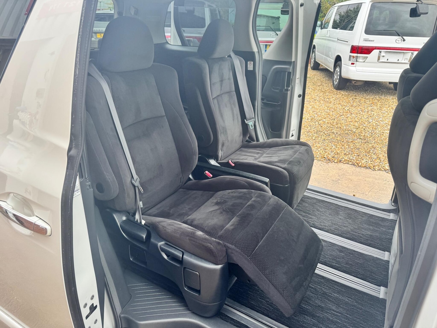 Used Toyota Vellfire 2022 for sale - 76457229: Photo 23