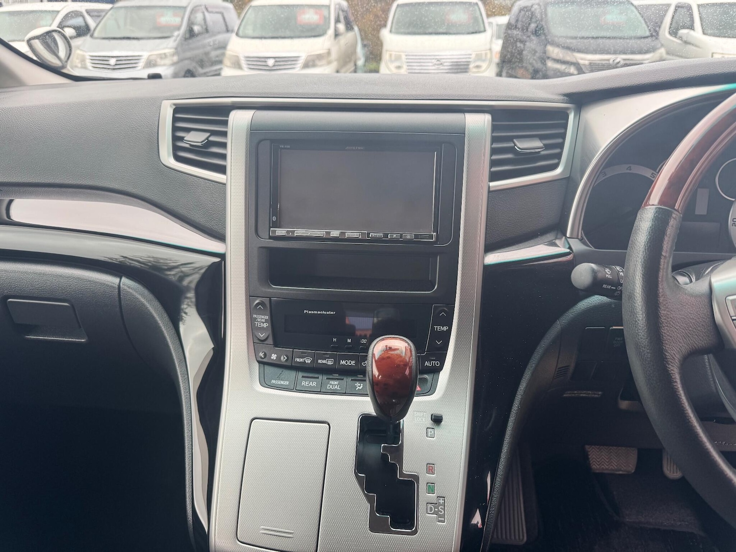 Used Toyota Vellfire 2022 for sale - 76457229: Photo 25