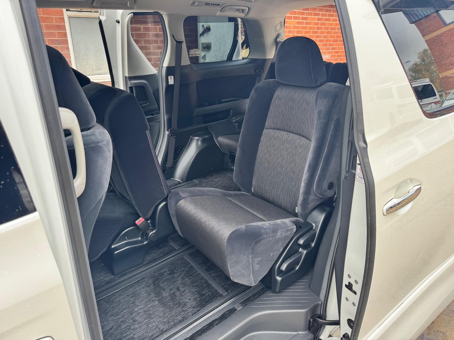 Used Toyota Alphard 2025 for sale - 77934127: Photo 20