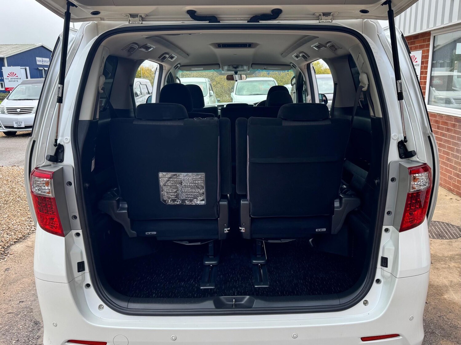 Used Toyota Alphard 2025 for sale - 77934127: Photo 33